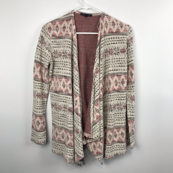 American Eagle cardigan tribal pattern - Picture 1 of 3